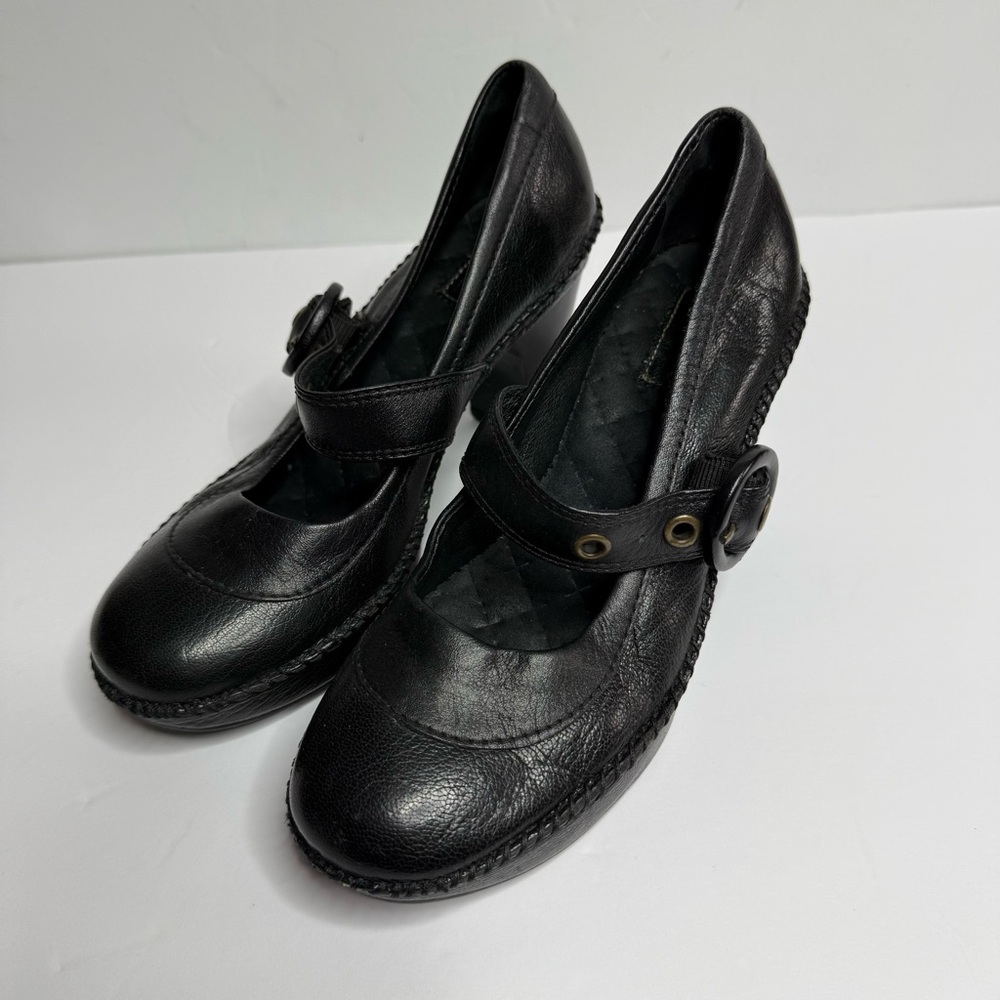 Clarks Black Leather block heel Pump with Strap Women Dress Shoes size 5